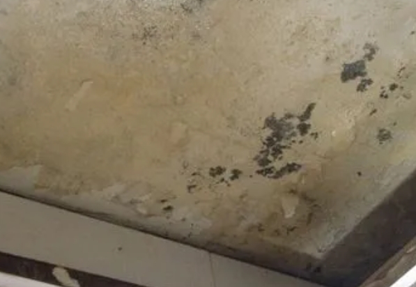 松溪阳台漏水维修公司分享下松溪卫生间渗水维修需要注意哪些问题。